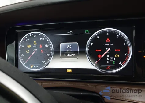 2014 Mercedes-Benz S 550 4Matic z USA, uszkodzony, nr VIN WDDUG8FB4EA060133